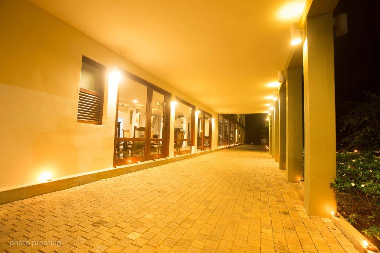 Jaffna Heritage Hotel Exterior photo