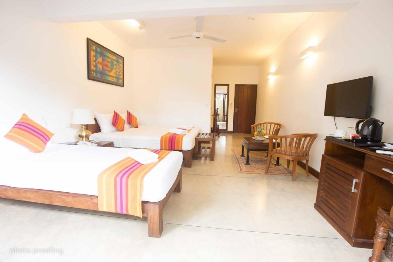 Jaffna Heritage Hotel Exterior photo
